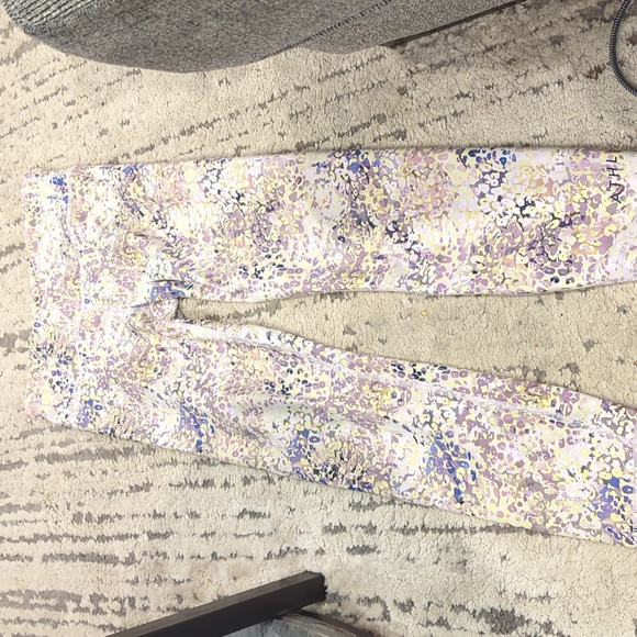 Athleta Elation Train 7/8 Tight dynamic leopard pastel - Picture 2 of 8